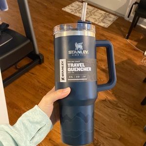 Brand New Stanley 40 oz travel quencher with handle